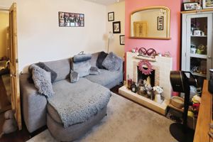 ST LEONARDS ROAD- click for photo gallery